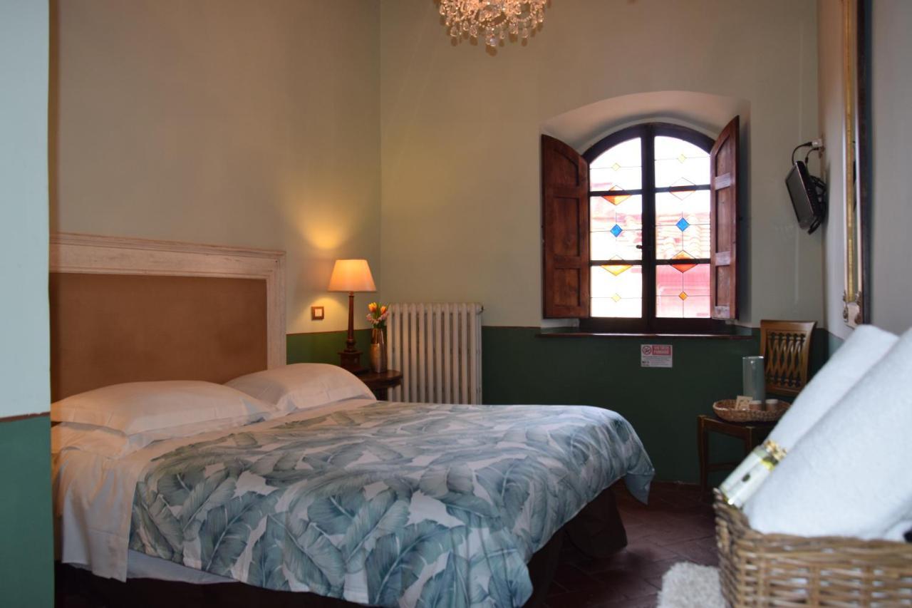 B&B Osteria Del Vicario Чертальдо Екстер'єр фото
